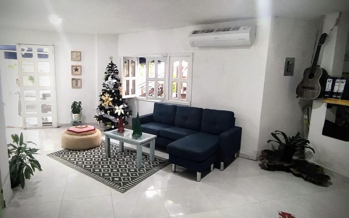 El Chiringuito Hostel Cartagena Luaran gambar