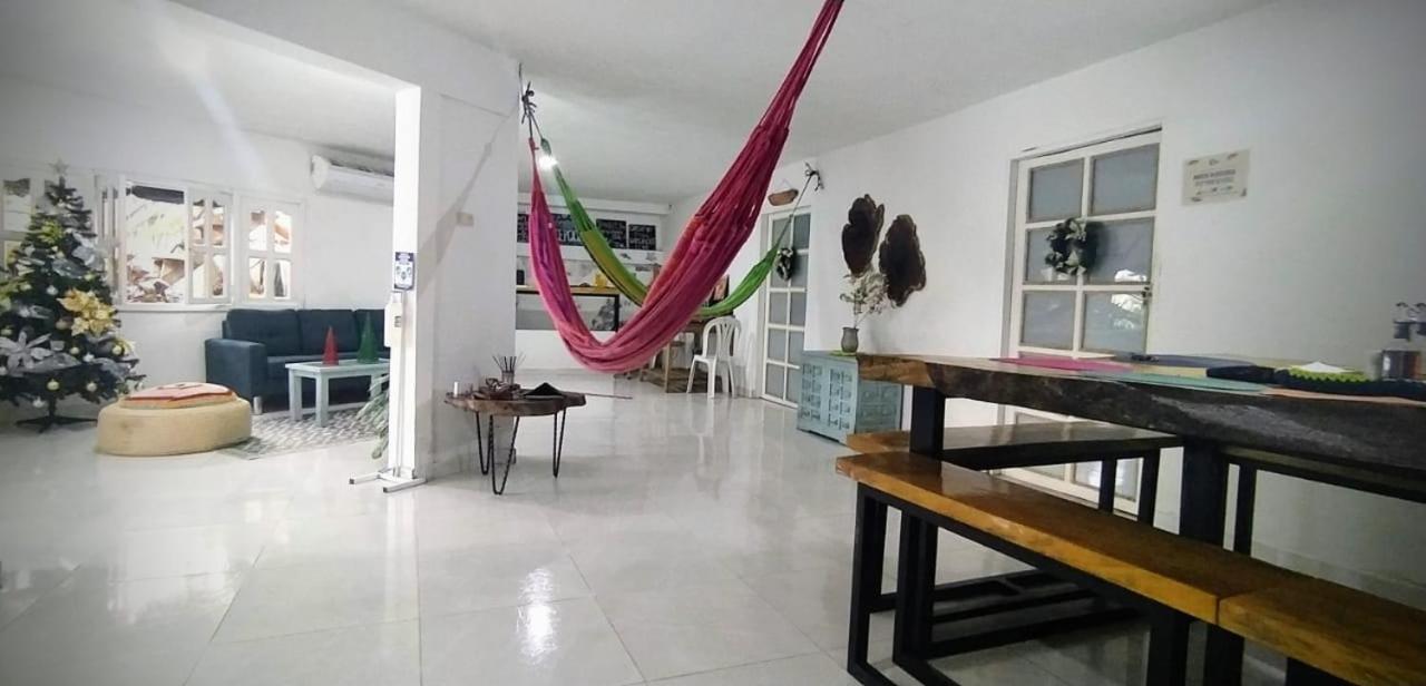 El Chiringuito Hostel Cartagena Luaran gambar
